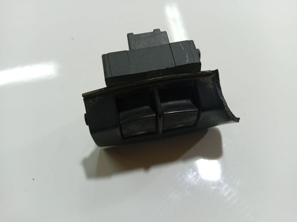 Audi A3 2003 Power window control (Window Regulator-Window Switch) - Thumbnail 2