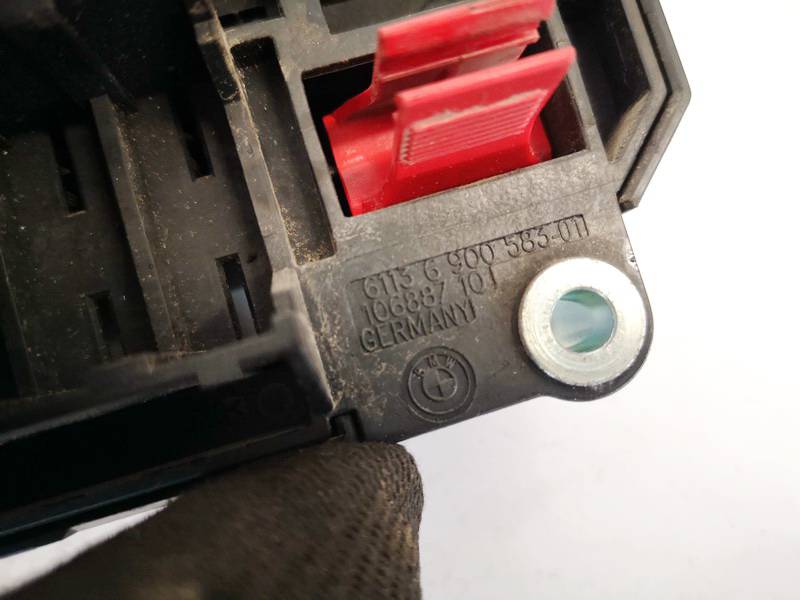 61136900583 BMW 7-Series 2004 Fuse box - Thumbnail 2
