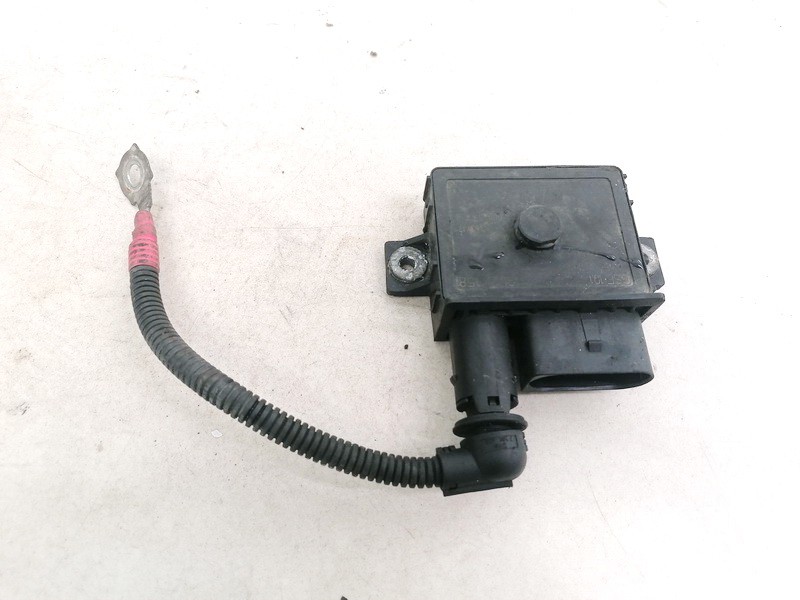 E2110022358 BMW 3-Series 2000 Sveces priekšsildīšanas relejs