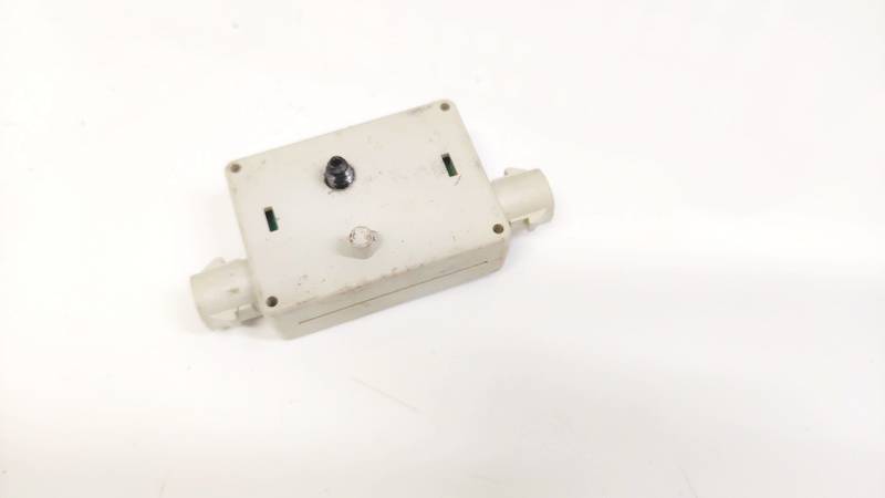 699009005 BMW 3-Series 2005 Antennenverstärker (Antennen Verstärker) - Thumbnail 2