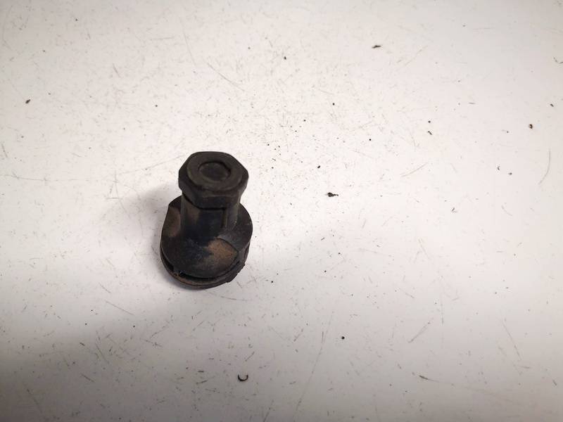 Skoda Yeti 2012 Citi turētāji - Thumbnail 2