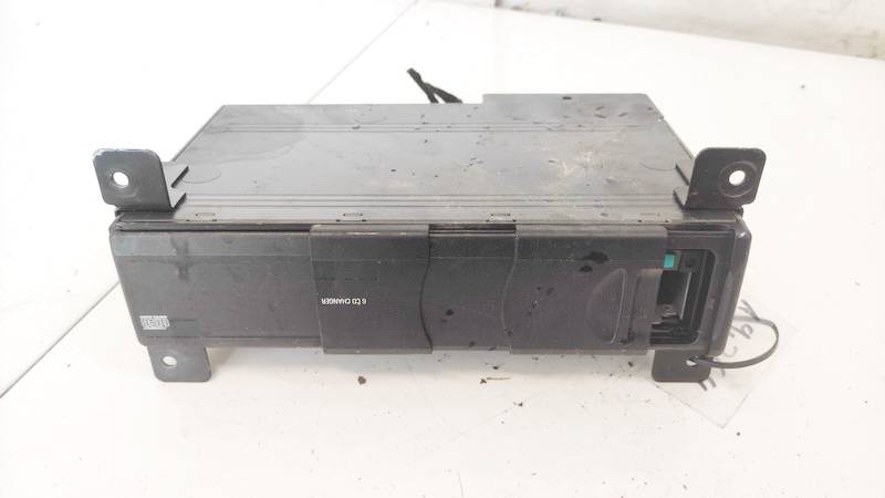 65126913389 BMW X5 2001 CD changers