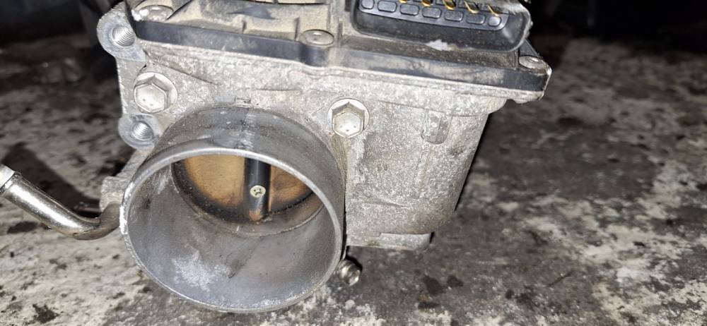 220302850 Toyota Avensis 2004 Suurella Virtaamalla Varustettu Kaasuläpän - Thumbnail 5