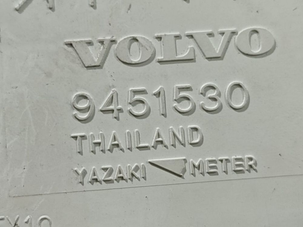 9168144 Volvo V70 1999 Speedometers - Cockpit - Speedo Clocks Instrument - Thumbnail 5