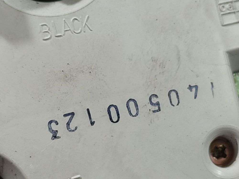 9168144 Volvo V70 1999 Speedometers - Cockpit - Speedo Clocks Instrument - Thumbnail 6