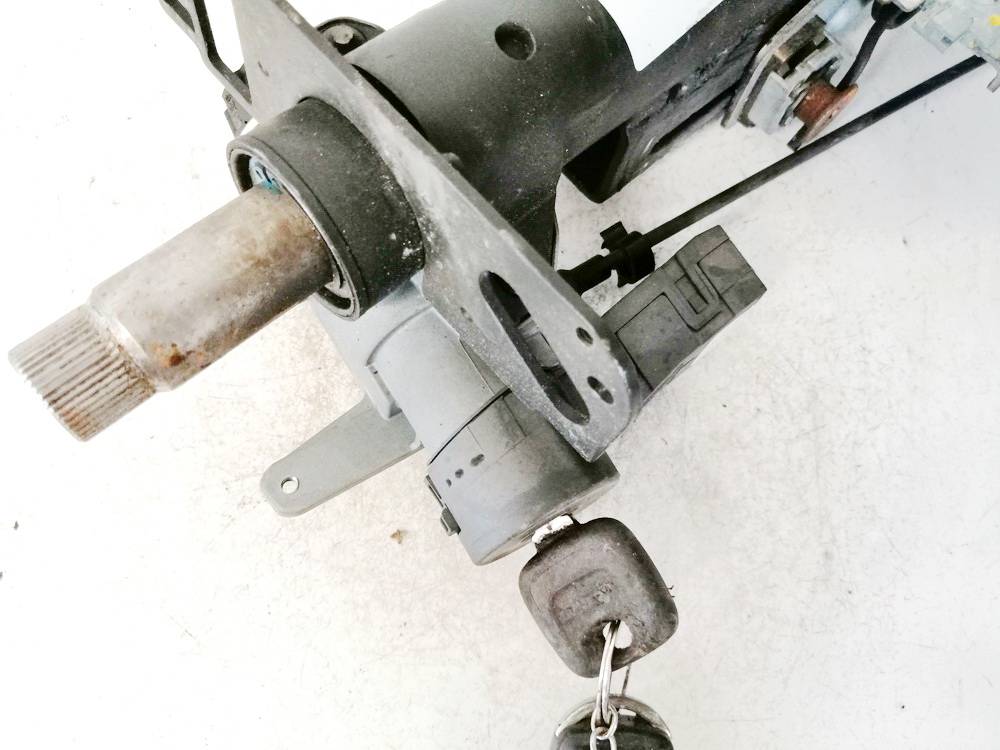 8622347 Volvo XC 70 2002 Aizdedzes slēdzene