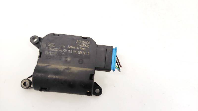 1K2907511C Volkswagen Passat 2006 Heater Vent Flap Control Actuator Motor - Thumbnail 2