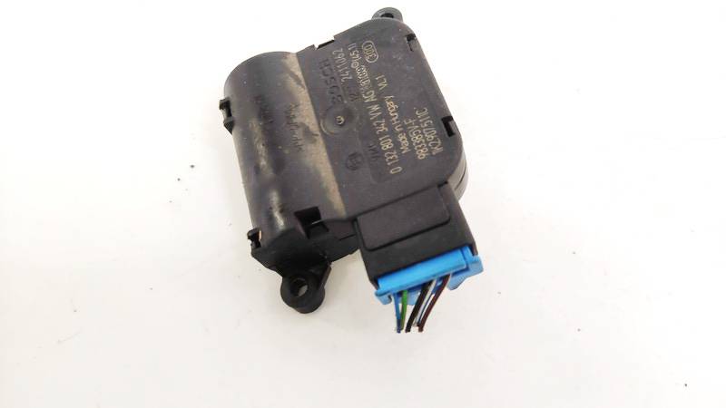 1K2907511C Volkswagen Passat 2006 Heater Vent Flap Control Actuator Motor - Thumbnail 3