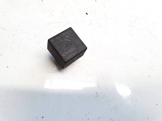 868787 Ford Mondeo 2006 Relay module