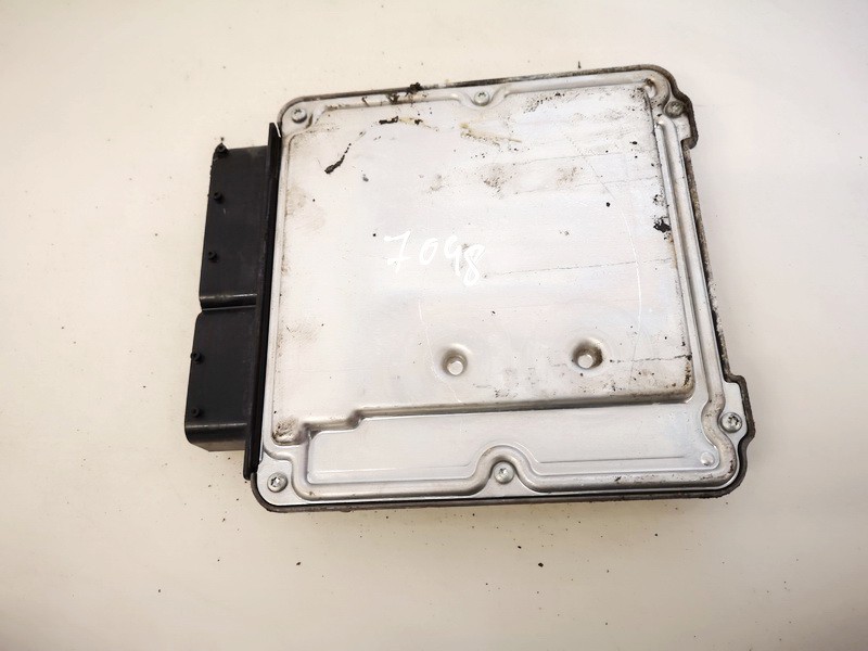 03G906016G Audi A3 2003 CALCULATEUR MOTEUR - Thumbnail 3