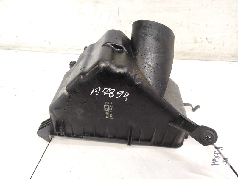 1770127180 Toyota Avensis Verso 2002 Air filter box