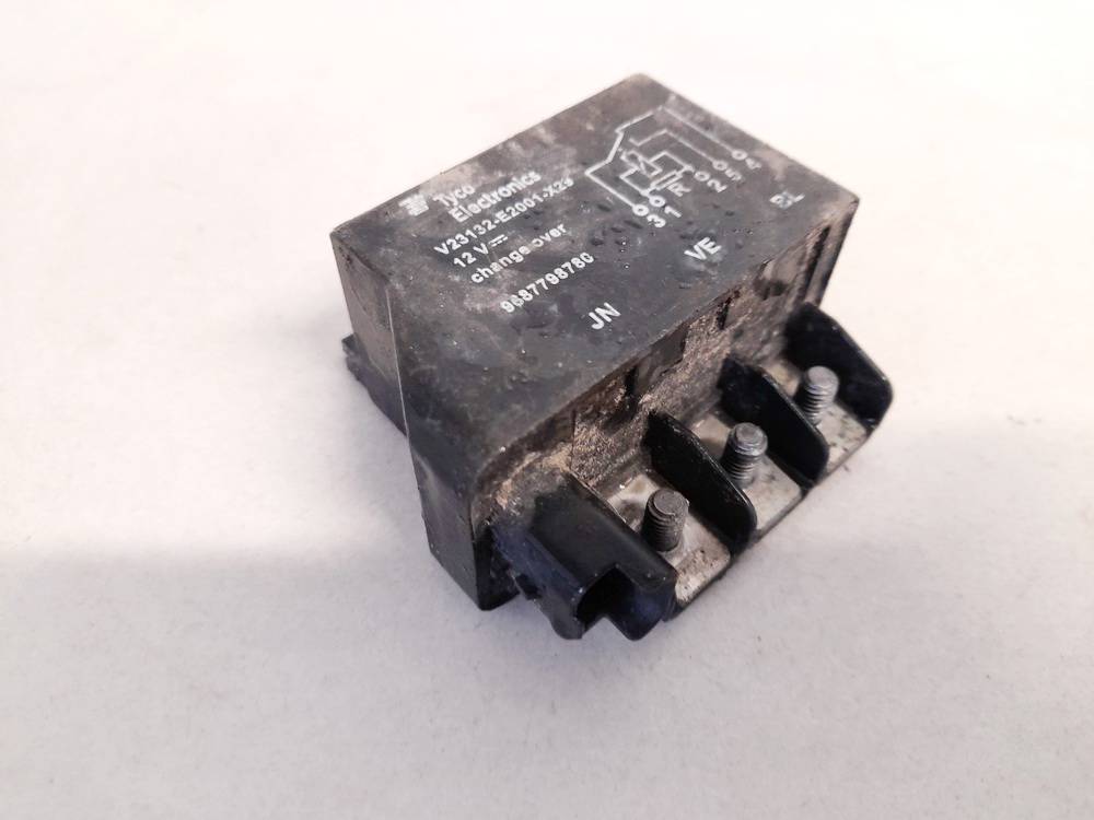 9687798780 Citroen C5 2012 Relay module