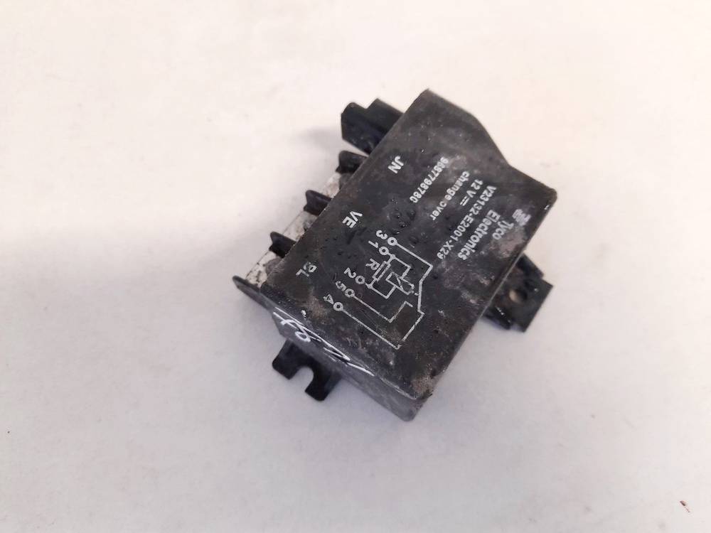 9687798780 Citroen C5 2012 Relay module - Thumbnail 2