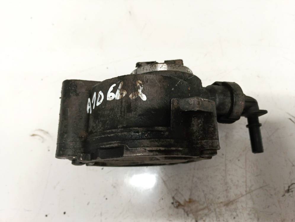 D1562C2 Volvo V50 2005 Brake Vacuum Pump - Thumbnail 2