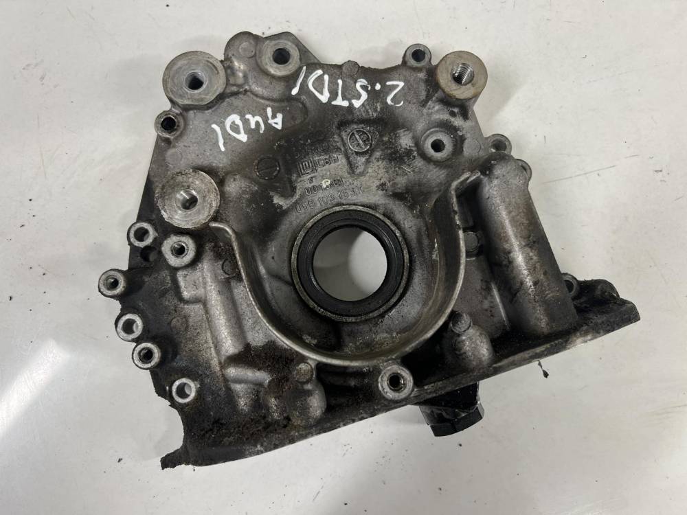 059103153K Audi A6 2004 Cover, Crank Seal Housing (Sealing Flange) - FRONT