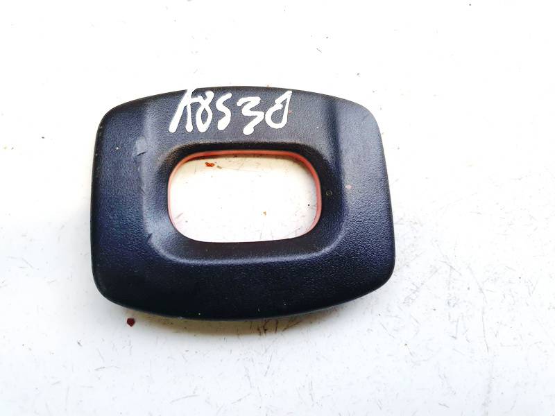 332253005 Ford Focus 2004 Wykończenie wnętrza (plastikowe elementy)