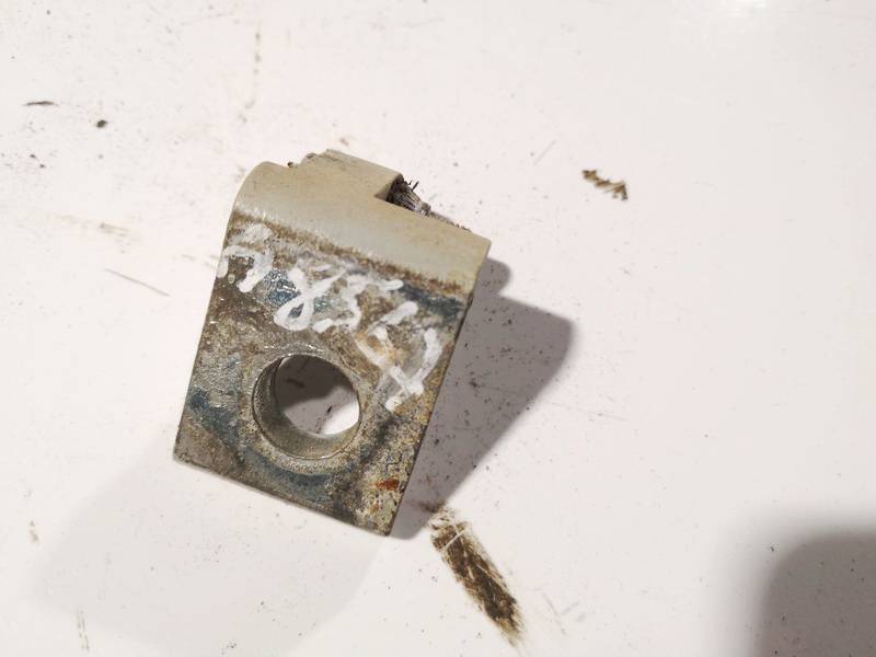 Skoda Octavia 2006 Zawias przednich drzwi - PRZEDNIE