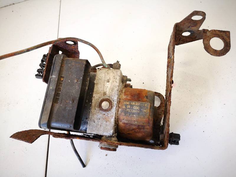 8200159837 Renault Laguna 2004 ABS Unit (ABS Brake Pump)
