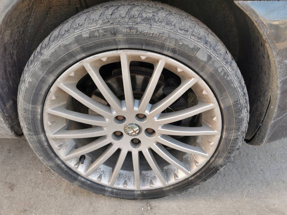 5X98 Alfa-Romeo 147 2006 Liettuan renkaiden komplekti R17 - Thumbnail 2