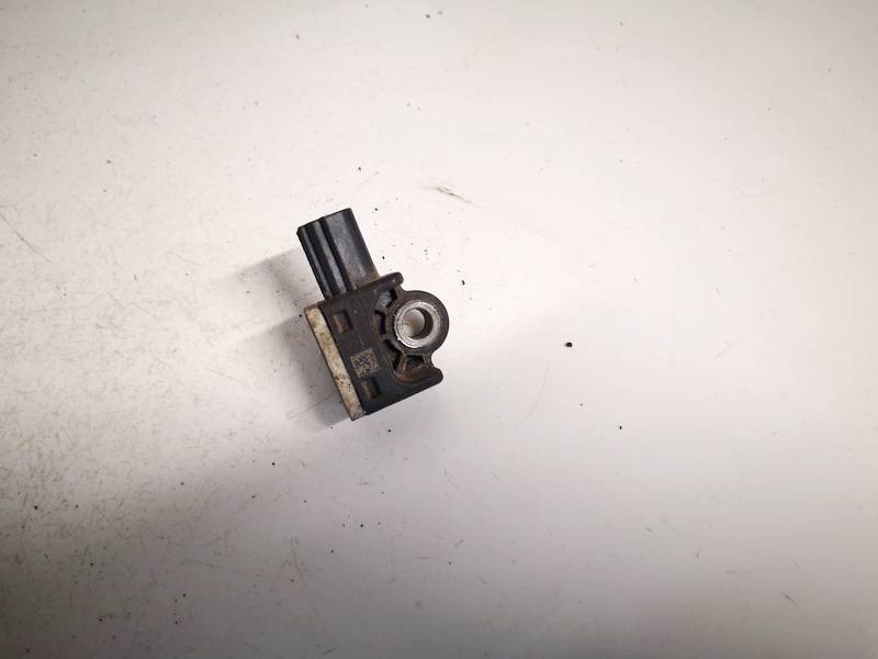 8V4114B006AA Ford Focus 2013 Srs Airbag crash sensor