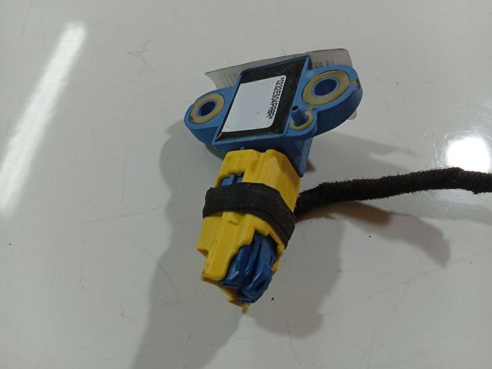 1K0955557A Volkswagen Golf 2003 Srs Airbag crash sensor - Thumbnail 3