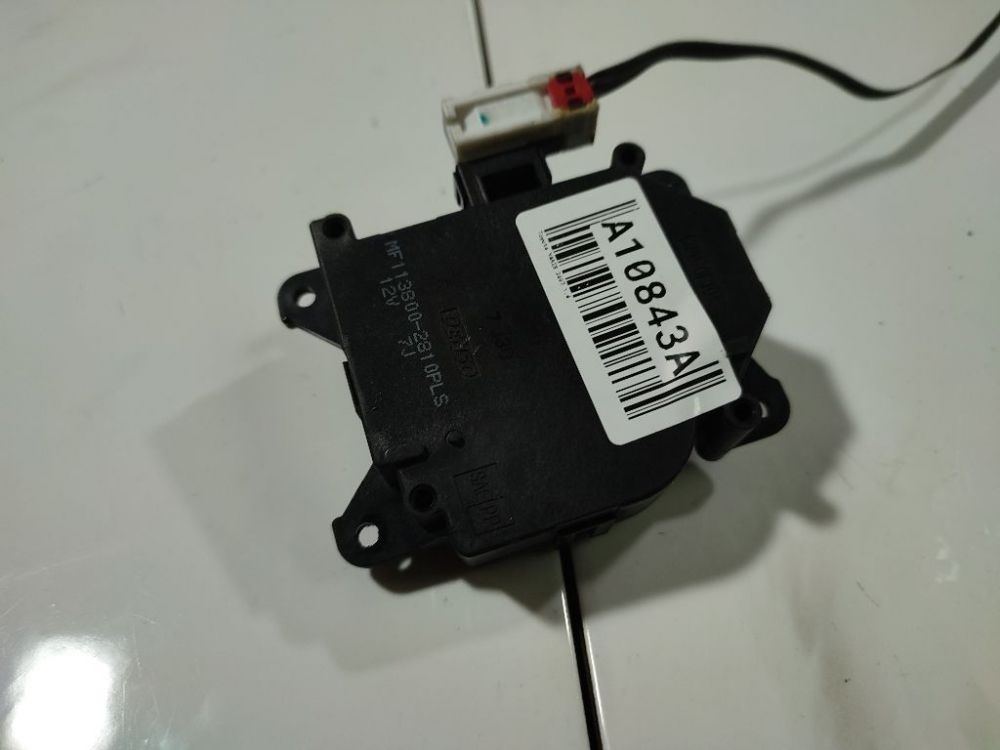 MF1138002810PLS Toyota Yaris 2007 Lämmittimen läppämotor - Thumbnail 2