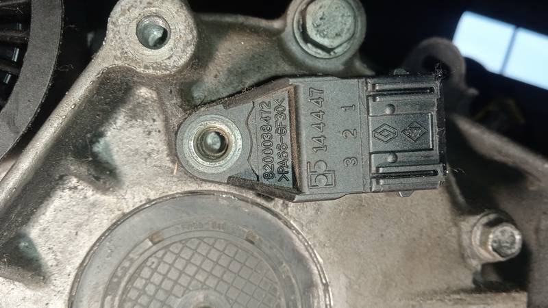 8200038472 Renault Master 2002 Górny czujnik Halla - Thumbnail 3