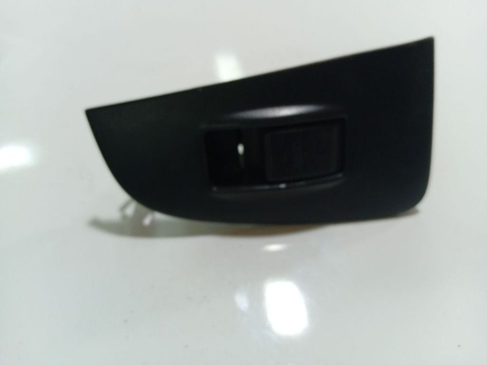 Toyota Avensis 2005 Sähkötoimisen ikkunan ohjauskytkin - Thumbnail 4