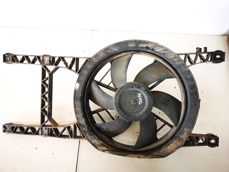 MT0027T18 Renault Laguna 1995 Difuzorius (radiatoriaus ventiliatorius)