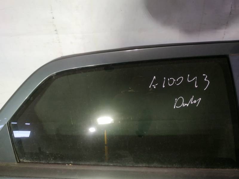 Dodge Magnum 2005 Oven lasi - TAKANA OIKEALLA