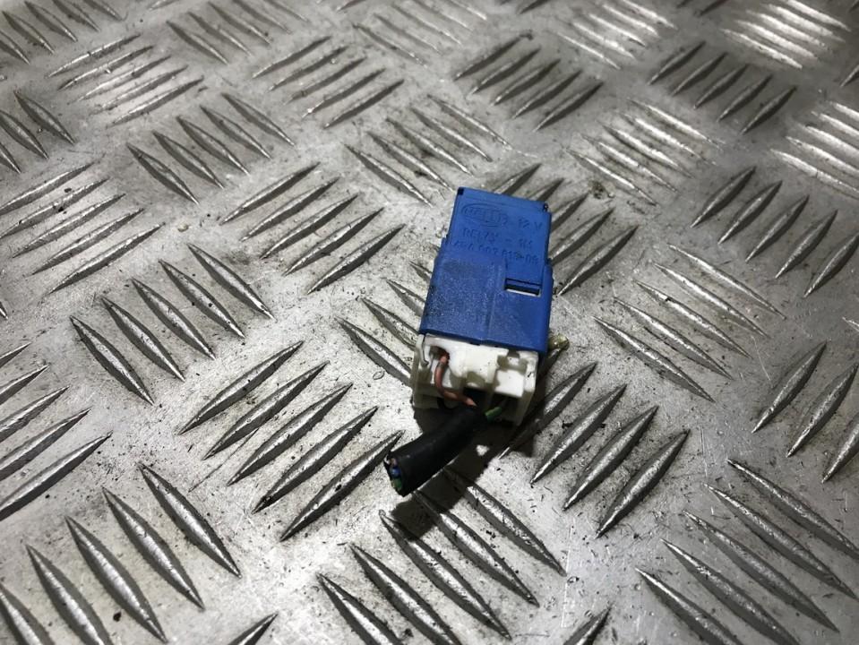 4RA00781303 Nissan Almera Tino 2000 RELÉ PARA AUTOMÓVIL