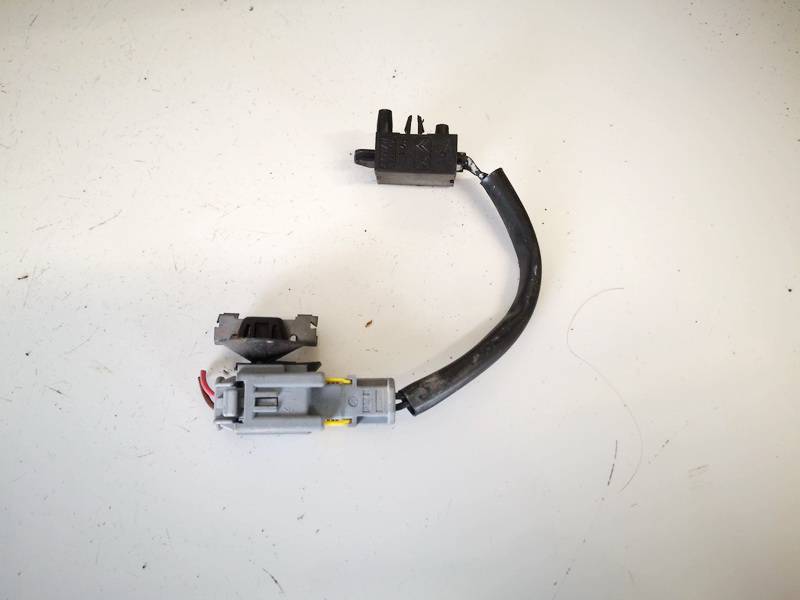95835T02 Peugeot 508 2013 Clutch Pedal Switch (Clutch Switch)