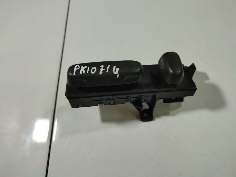 Toyota Avensis 2005 Istuimen säätöpainike