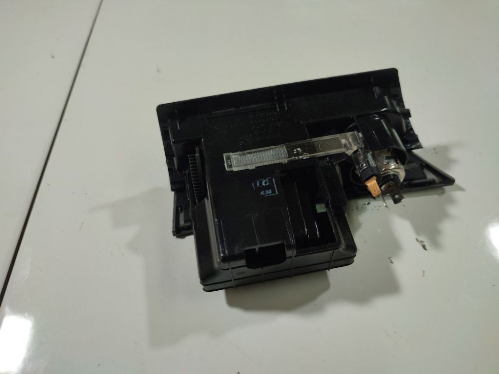 1313328 Opel Astra 2006 Center Console Ashtray (Ash Tray) - Thumbnail 3