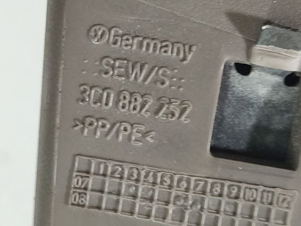 3C0887252 Volkswagen Passat 2007 Wykończenie wnętrza (plastikowe elementy) - Thumbnail 4