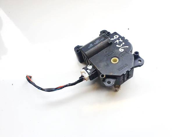 CZ1138002840 Mitsubishi Colt 2011 Actionneur moteur volet ventilateur chauffage