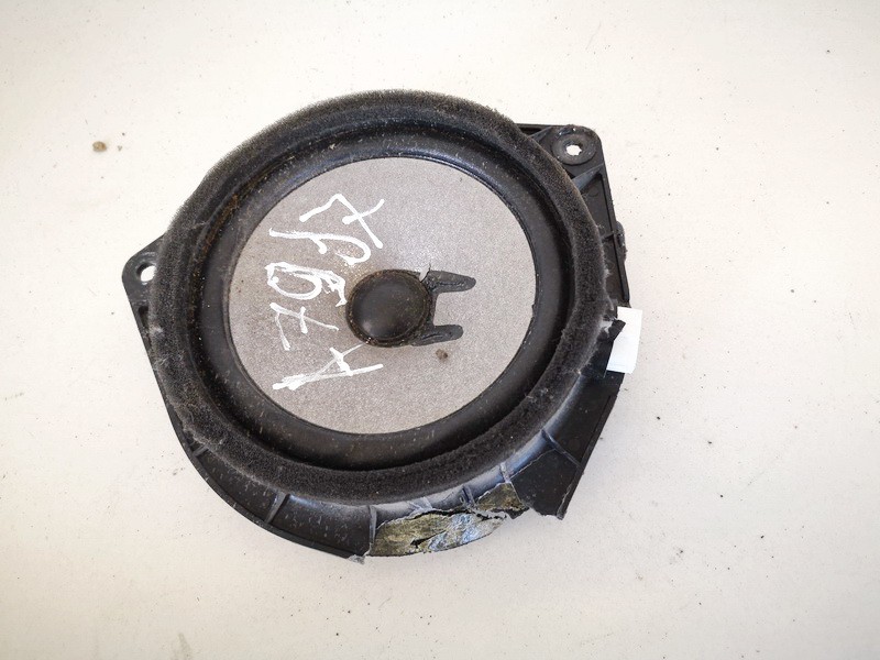 861600F030 Toyota Corolla Verso 2006 Speaker (audio)