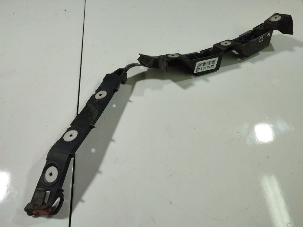 24460359 Opel Astra 2009 Uchwyt zderzaka - TYLNE PRAWE