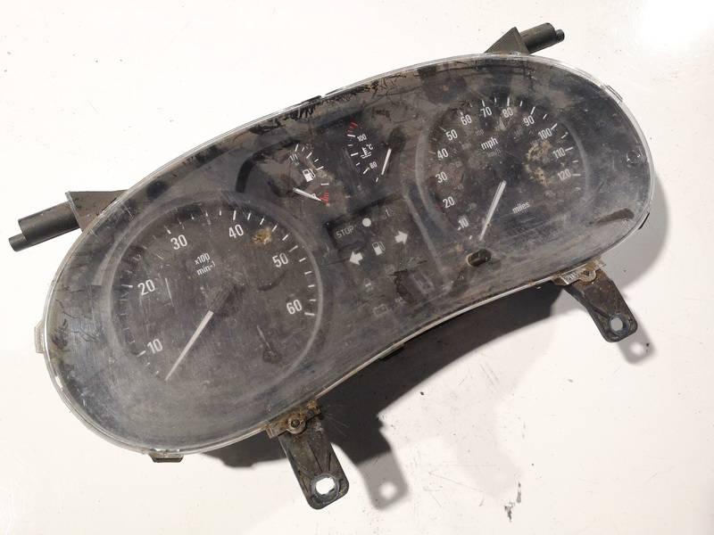 P8200295454A Opel Vivaro 2004 Tacho Tachometer Kombiinstrument