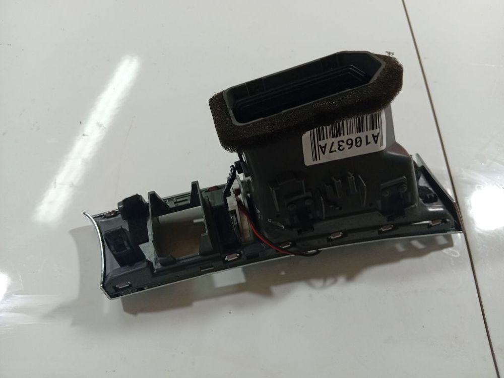 4F1820901C Audi A6 2005 Dash Vent (Air Vent Grille) - Thumbnail 3