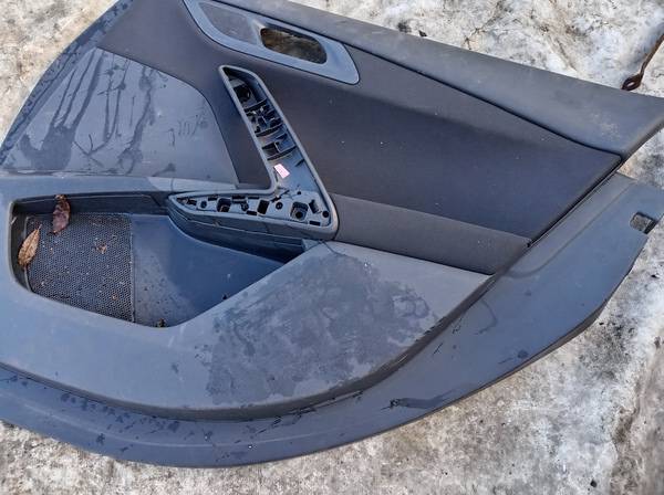 G2231004 Peugeot 508 2013 Oviverhoilu (ABS-levyverhous) - TAKANA OIKEALLA