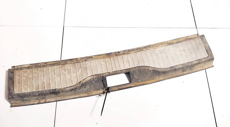 322225228 Opel Zafira 2005 Bagazines vidine apdaila prie spynos