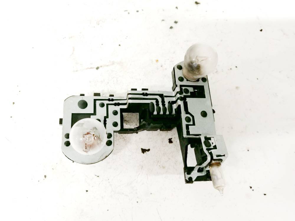 7L8945259A Volkswagen Touareg 2003 Galiniu zibintu plata