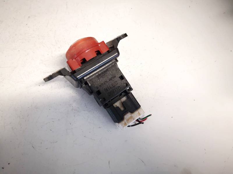 NILES06016 Nissan Almera Tino 2003 Hazard switch - Thumbnail 2