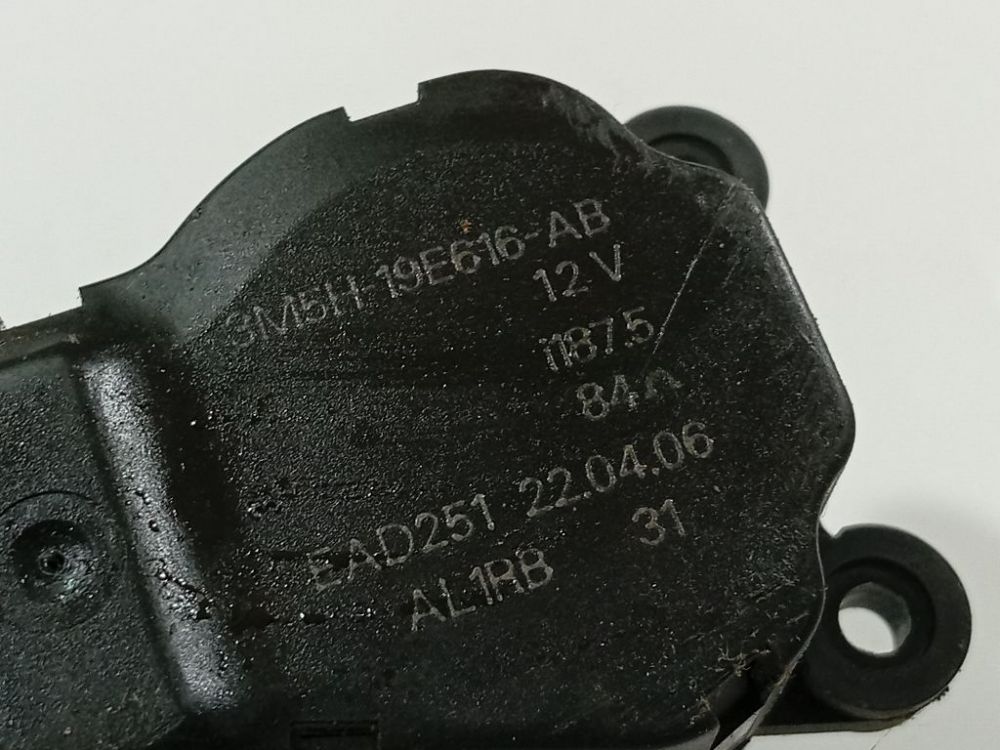 3M5H19E616AB Ford C-MAX 2005 Heater Vent Flap Control Actuator Motor - Thumbnail 4