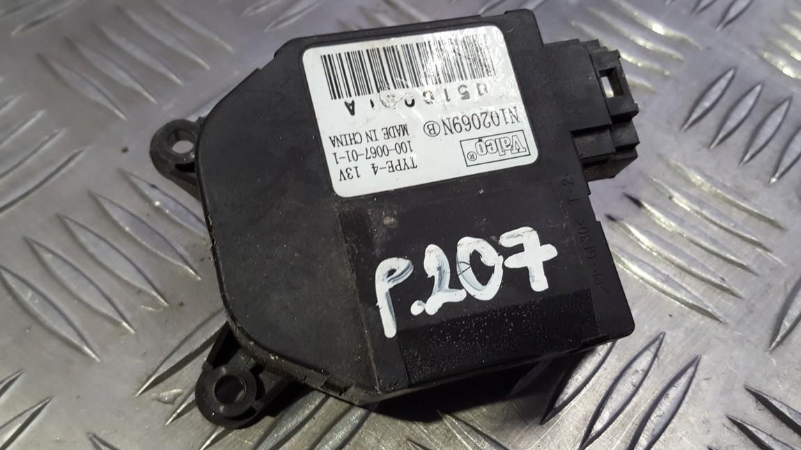 102069N Peugeot 207 2007 Peciuko sklendes varikliukas