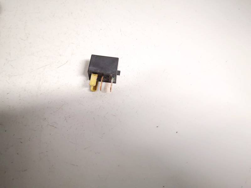 G8HLH71 Honda CR-V 2013 Relay module - Thumbnail 2