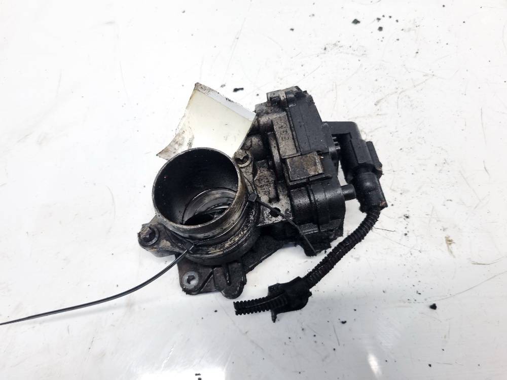 Opel Vectra 2005 Suurella Virtaamalla Varustettu Kaasuläpän