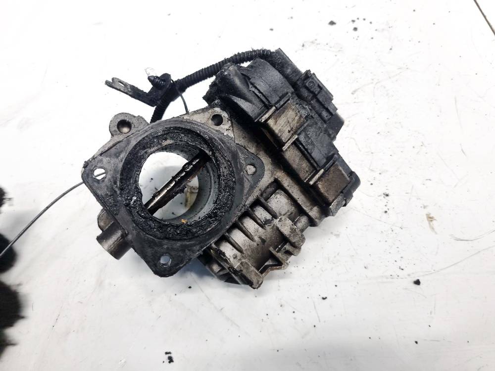 Opel Vectra 2005 Suurella Virtaamalla Varustettu Kaasuläpän - Thumbnail 3