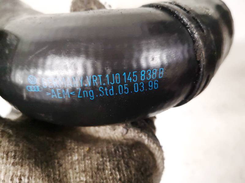 1J0145838B Volkswagen Golf 2000 TURBO INTERCOOLER PIPE HOSE - Thumbnail 3